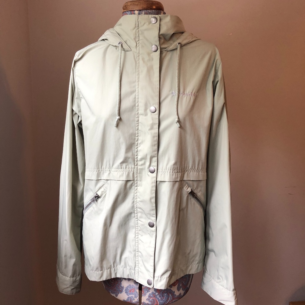 Columbia Base Camp Water Resistant Raincoat